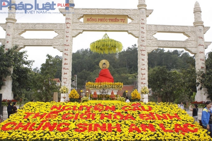 Hòa Thượng Thích Quảng Tùng, Trưởng Ban trị sự Phật giáo Hải Phòng cho biết, Phật ngọc cho hòa bình thế giới (gọi tắt là Phật ngọc) là pho tượng được tạc theo khuôn mẫu đức Phật Thích Ca Mâu Ni trong Bảo Tháp Đại Giác Ngộ ở Bồ Đề Đạo Tràng (Ấn Độ) và đã được triển lãm vòng quanh thế giới từ năm 2009 đáp ứng phần nào nhu cầu chiêm bái Phật ngọc của hàng triệu tôn đức, tăng ni, Phật tử và nhân dân thế giới.
