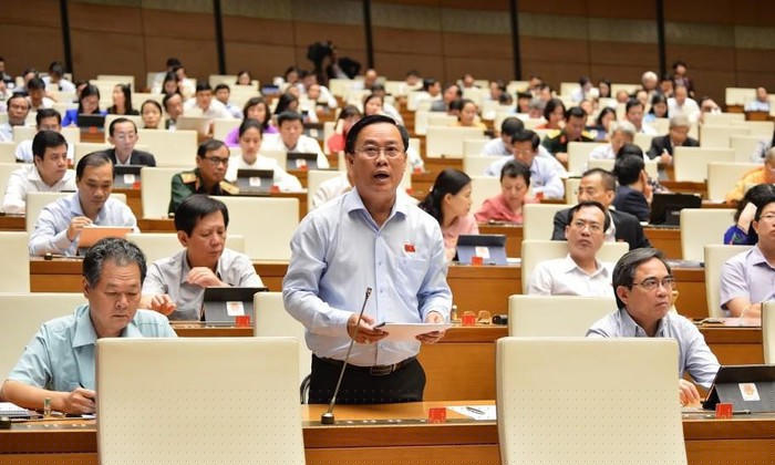Đại biểu Nguyễn Quốc Hận, đoàn Cà Mau.