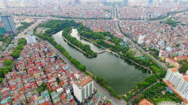 Dự kiến cuối năm 2020, bãi đỗ xe ngầm trong công viên Thủ Lệ sẽ hoàn thành. (Ảnh: Toàn Vũ)