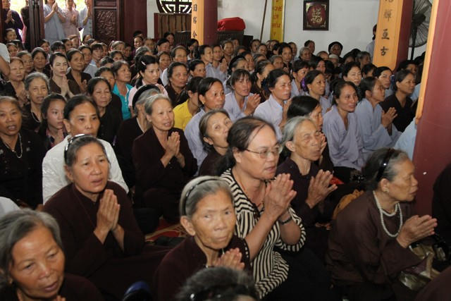 Chư tôn đức Tăng ni nghiêm trang cử hành lễ khai pháp khóa An Cư kiết hạ Phật lịch 2561.