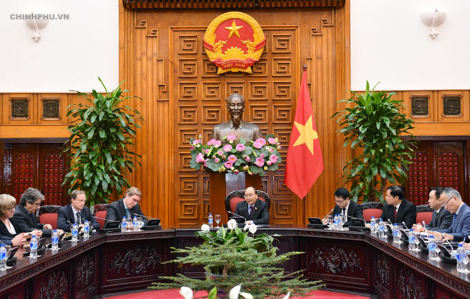 Thủ tướng Nguyễn Xuân Phúc tiếp Đoàn Ủy ban nghề cá, Nghị viện châu Âu. Ảnh: VGP