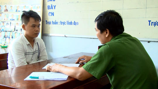 Nghi phạm tại cơ quan công an.