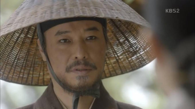 Thủ lĩnh Hong Kyung Rae - cha của Ra On.