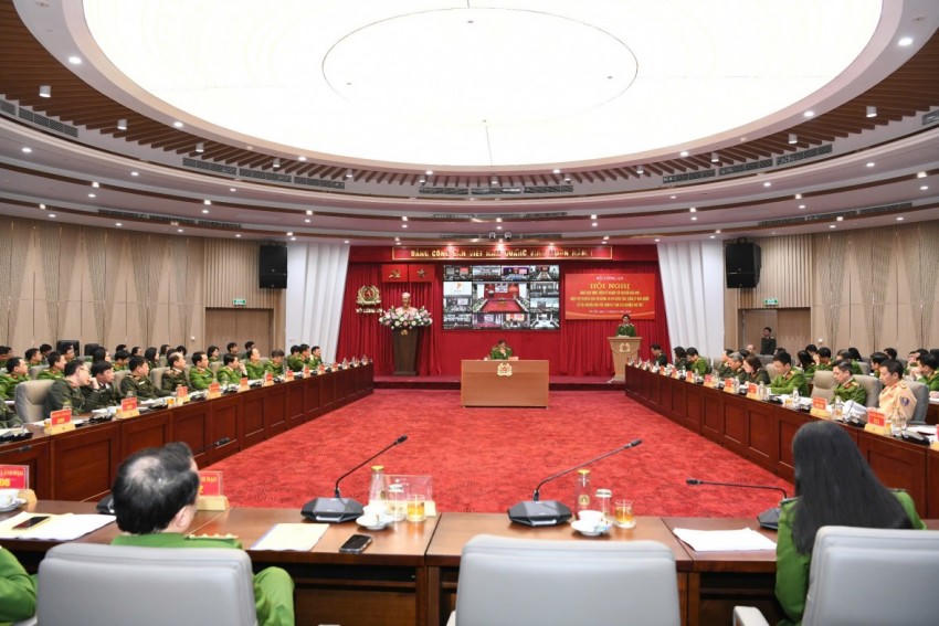 Toàn cảnh hội nghị.