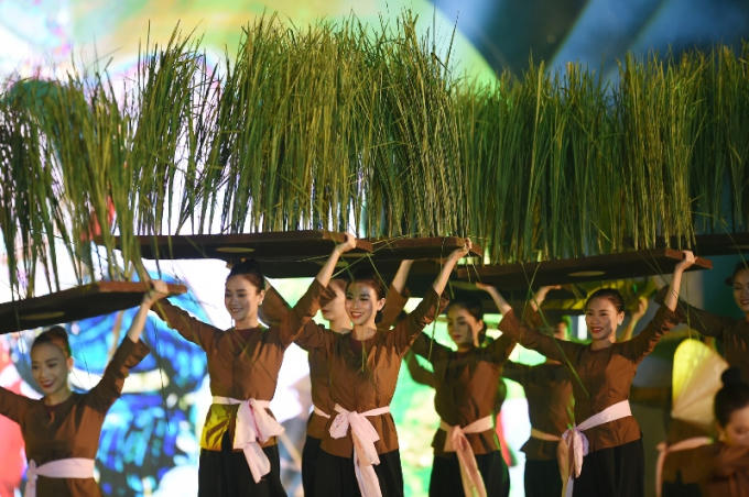 Tiết mục dân ca Bắc Bộ được dàn dựng công phu, hấp dẫn