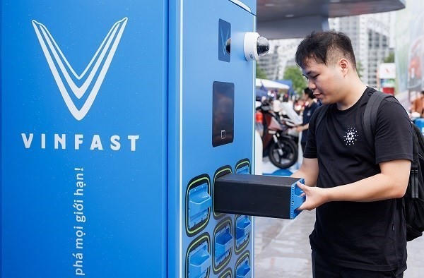 Công ty V-Green đề xuất lắp 10.000 tủ đổi pin xe máy điện ở TP HCM. Ảnh: V-Green