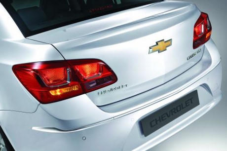 Ra mắt Chevrolet Cruze bản n&acirc;ng cấp