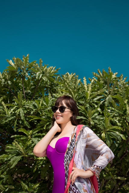 Hoa hậu Hằng Nguyễn khoe thân hình đẹp kinh ngạc ở tuổi 42