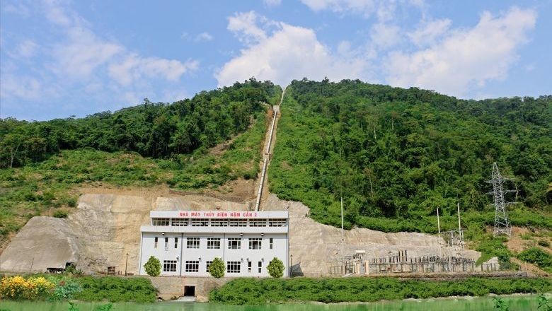 Công ty cổ phần Điện lực Trung Sơn bị xử phạt do vi phạm công bố thông tin.