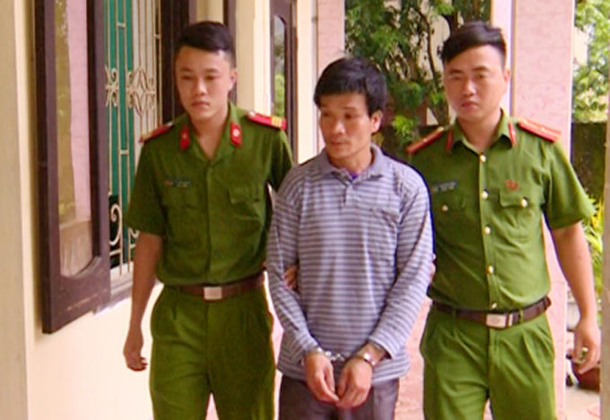 Ông Hà Văn Chỉnh bị tạm giữ sau khi thừa nhận dùng dao chém chết và bị thương 11 con trâu. (Ảnh: Công an cung cấp)