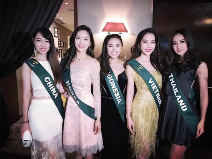 Bộ trang phục trang nhã nhưng đầy cuốn hút được Nam Em sử dụng tại cuộc thi và lập tức gây hiệu ứng tốt về thị giác với BTC lẫn BGK và khán giả.