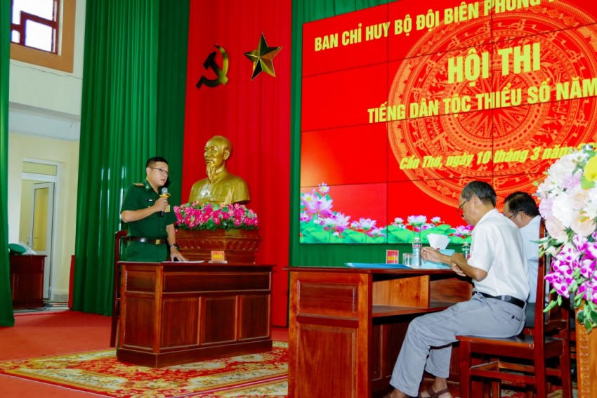 Thí sinh tham gia phần thi cá nhân nội dung thi kỹ năng nói