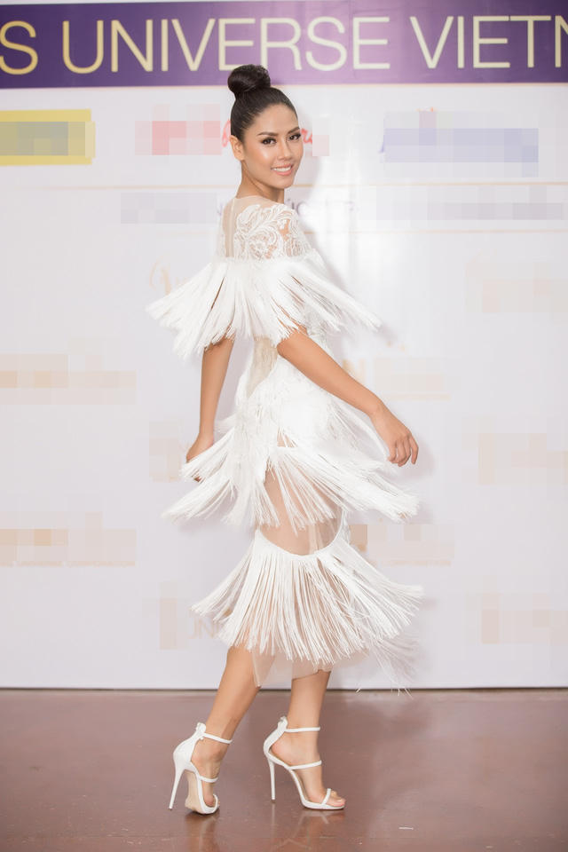 Ngày 10/11/2017, Á hậu Nguyễn Thị Loan sẽ lên đường đến Las Vegas, Mỹ để bắt đầu tham gia các hoạt động trong khuôn khổ cuộc thi Miss Universe 2017 theo thư lời mời từ tổ chức Hoa hậu Hoàn vũ Thế giới.