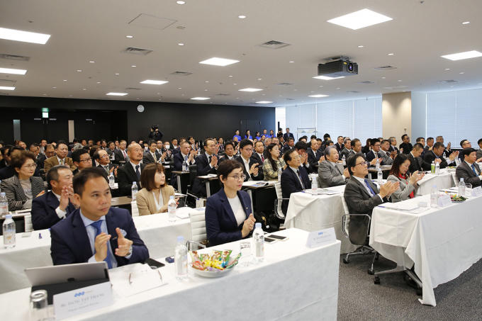 Hơn 200 đối tác, khách hàng tham dự sự kiện.