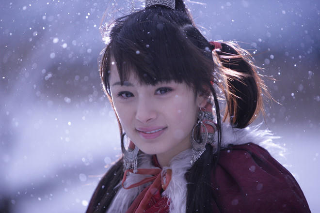 Dương Mịch (Thần điêu đại hiệp - 2006): Thần điêu đại hiệp bản dựng 2006 đã giúp Lưu Diệc Phi thoát khỏi danh hiệu diễn viên nhí cô mang trên vai nhiều năm. Nhân vật Quách Tương do cô đảm nhận cũng được bình chọn là vai diễn thành công nhất trong tất cả các phiên bản của Thần điêu đại hiệp. Dương Mịch được khen ngợi khắc họa trọn vẹn và xuất sắc nét ngây thơ, trong sáng nhưng rất quyết đoán và chung tình của Quách Tương. Hiện, nữ diễn viên là một trong những hoa đán quyền lực nhất ngành giải trí Hoa ngữ. Cô còn ghi dấu ấn qua nhiều tác phẩm truyền hình ăn khách khác nhưCung tâm kế, Cung tỏa tâm ngọc, Tam sinh tam thế, thập lý đào hoa...