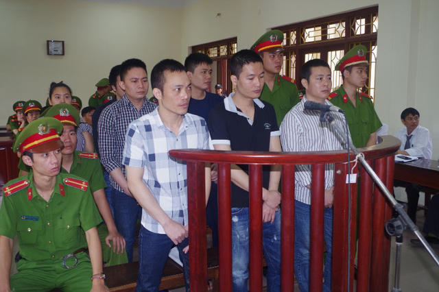 Các bị cáo tại phiên tòa.