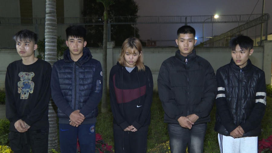 5 đối tượng bị bắt giữ để điều tra về tội giết người và gây rối trật tự công cộng - Ảnh Công an Thanh Hóa.