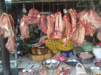 Con người đang "uống" kháng sinh hằng ngày qua... thịt gà, bò, lợn (ảnh internet).