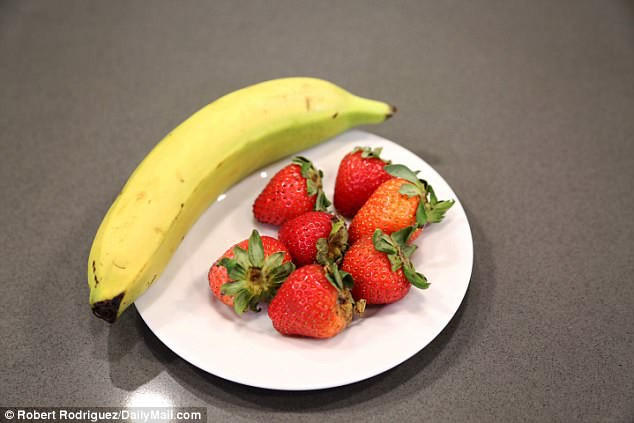 Một quả táo chứa: