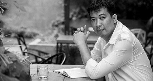 Nhà báo Hoàng Anh Tú