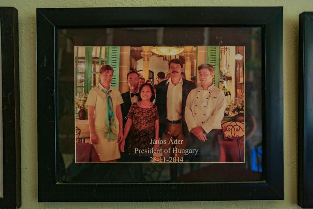 Ngôi nhà cũng có vinh dự tiếp đón nhiều vị chính khách nổi tiếng thế giới, ví dụ như cựu Tổng thống Hungary, cựu đại sứ Mỹ, phu nhân Tổng thống Pháp,... 