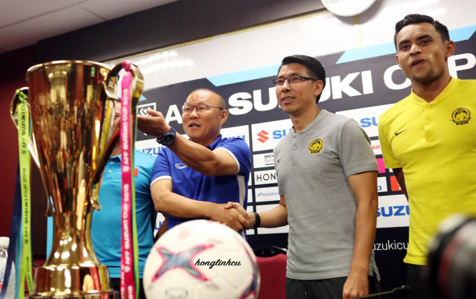 Đá sân nhà, Việt Nam có cần chủ động cầm hòa?