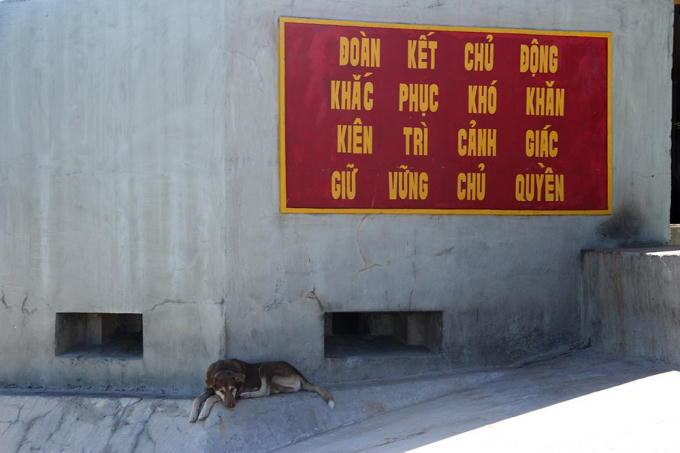 Đội đặc nhiệm đêm tỉnh hơn ngày ở Trường Sa