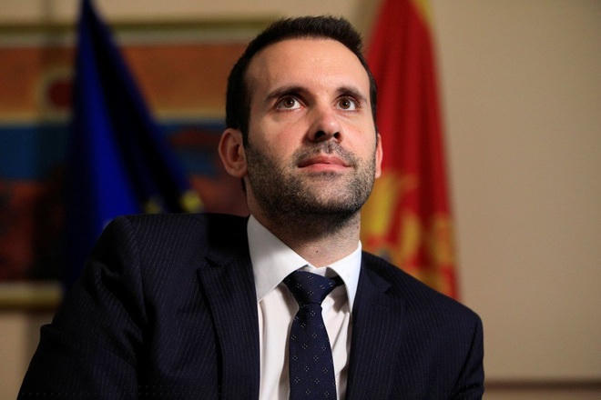 Bộ trưởng Tài chính Montenegro Milojko Spajic (Ảnh: Reuters).