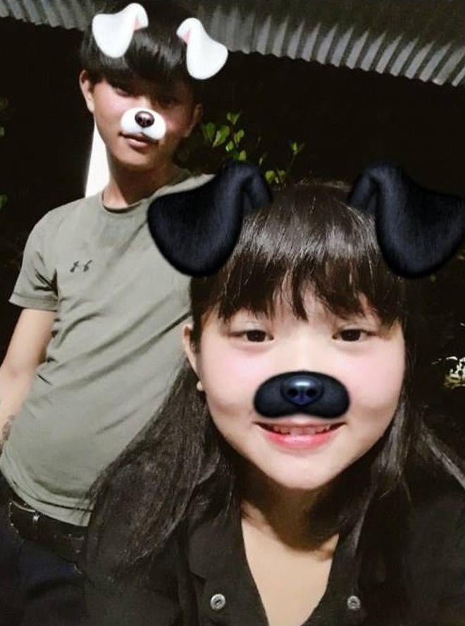 Những hình ảnh đời thường của Minh Nhớ và vợ - Ảnh: NVCC