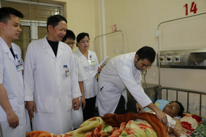Bệnh nhân Kiều hiện đã qua cơn nguy kịch, đang được các y bác sỹ chăm sóc sau phẫu thuật.
