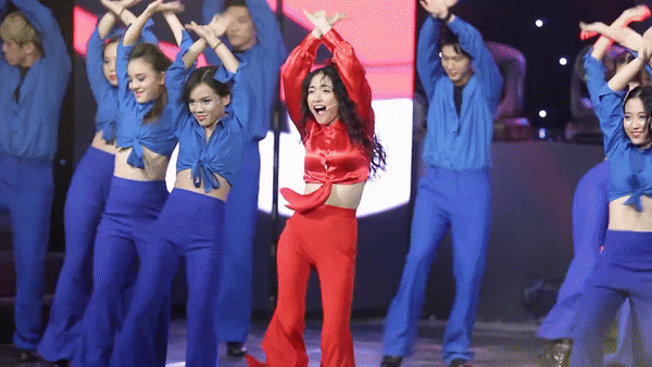 Không đọ ngực “khủng”, mỹ nhân Việt nào sở hữu vòng eo nhỏ nhất?