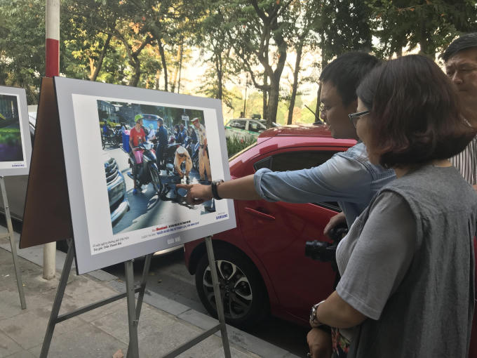 50 tác phẩm ảnh sẽ được trưng bày trong không gian phố đi bộ quanh Hồ Gươm hai ngày cuối tuần.