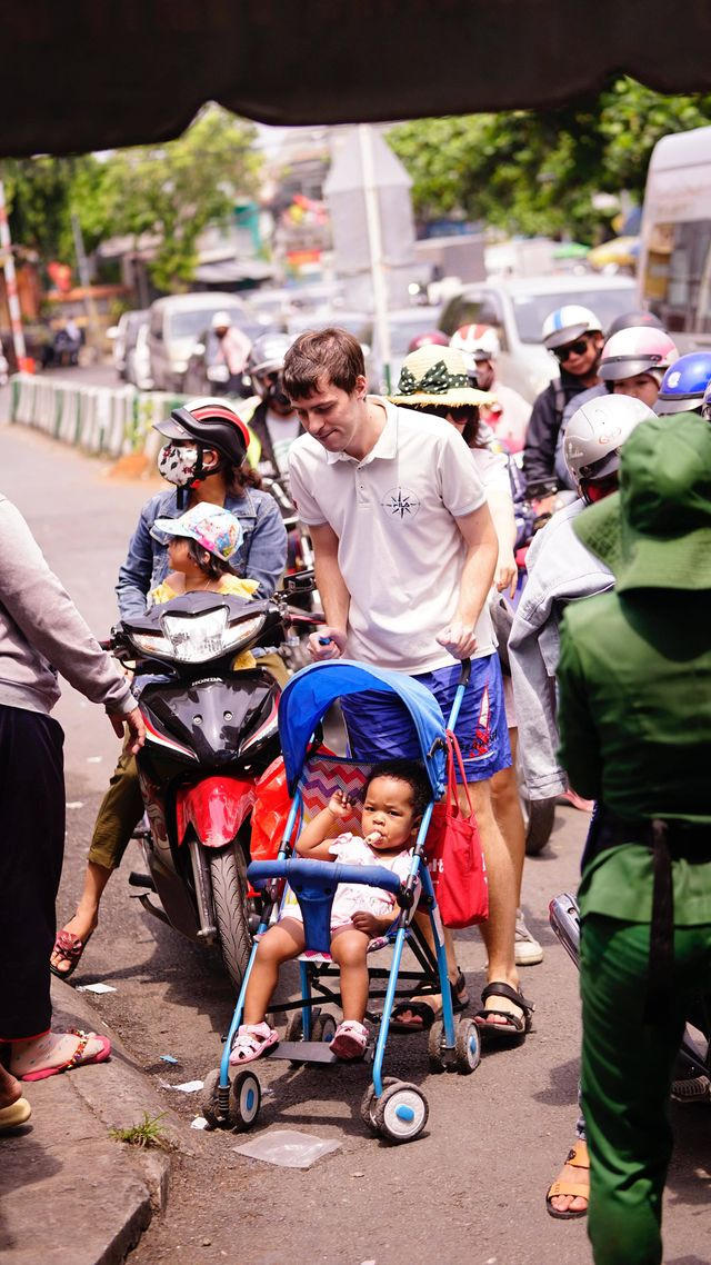 Khá nhiều du khách quốc tế lựa chọn Cần Giờ để nghỉ lễ.