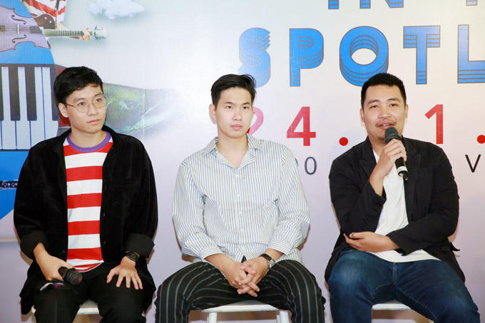 Chương trình sẽ bao gồm những sáng tác nổi tiếng nhất đã phát hành của "Ngọt" như: Em dạo này, Không làm gì, Cá hồi, Khắp xung quanh, Xanh…