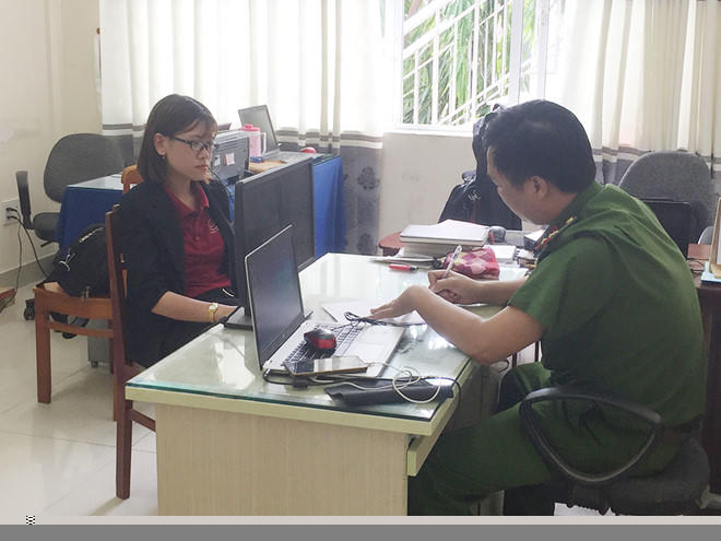 Bà Nguyễn Huỳnh Tú Trinh đã bị bắt tạm giam NGUYỄN LONG