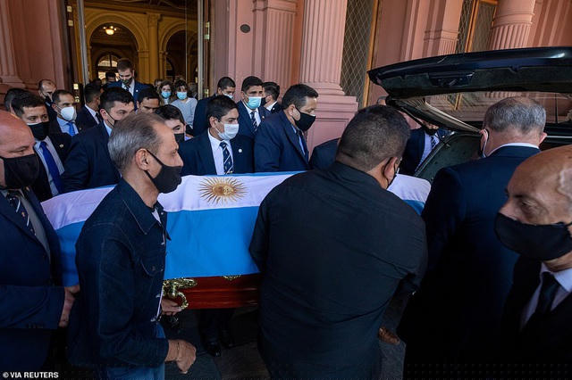 Sự ra đi của Maradona thời điểm này vẫn còn nhiều điểm nghi vấn
