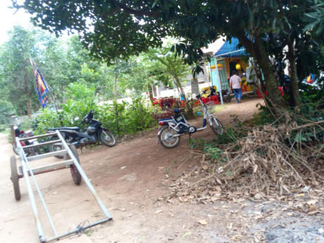 Gia đình đang tổ chức hậu sự cho ông Bốn. (Ảnh: báo Công lý)