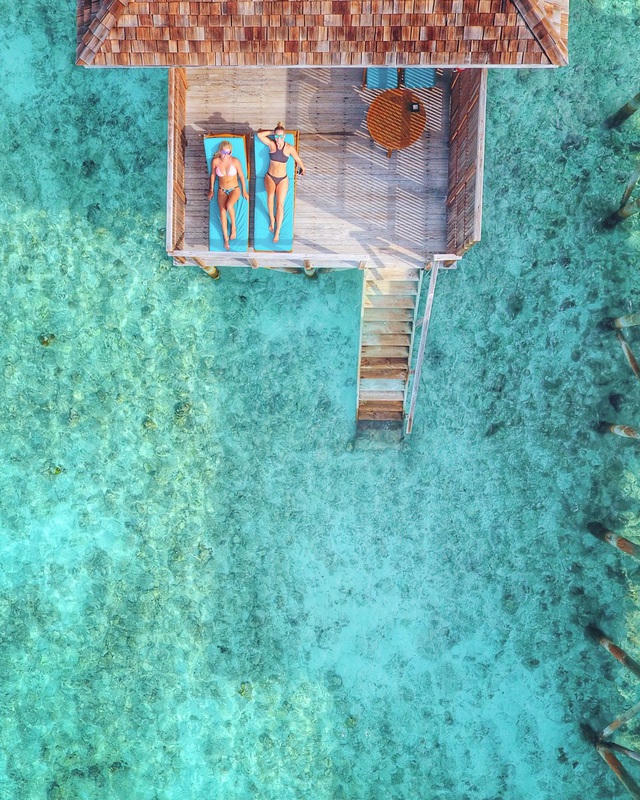 Ở Malpes, hình dạng một số đảo có thể được thay đổi bởi tự nhiên. Cát của chúng di chuyển bởi các dòng chảy theo mùa. Một số bãi cát biến mất và một số bãi biển mới xuất hiện.