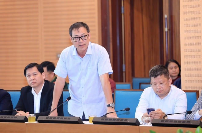 Lãnh đạo các sở, ban, ngành Thành phố phát biểu ý kiến tại Hội nghị. Ảnh: Lê Hải.