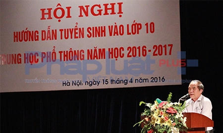 Ông Nguyễn Khắc Lợi - Phó trưởng phòng THPT (Sở GD&amp;ĐT): "Học sinh THCS sẽ phải thực hiện đề kiểm tra khảo sát 2 môn Văn và Toán trước khi tham gia kỳ thi THPT". Ảnh: Loan Bảo.