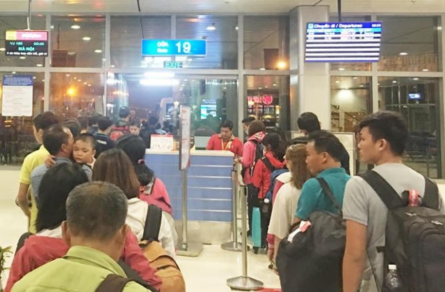 'Cán bộ đi nước ngoài như đi chợ', thu hồi tiền thế nào?