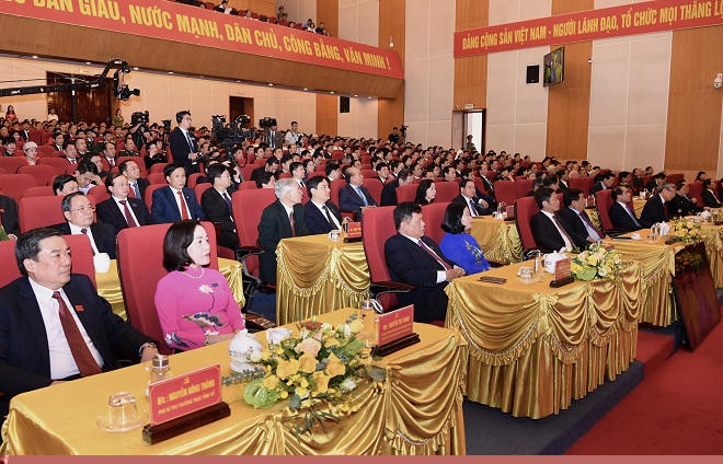 Các đồng chí đại biểu tham dự Đại hội