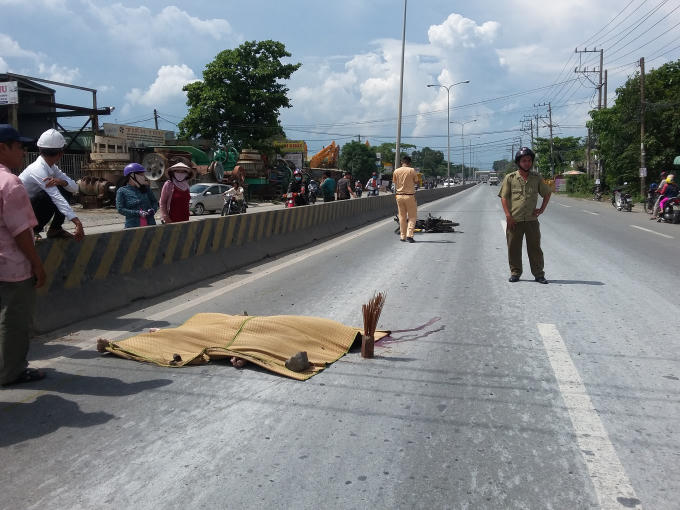 Vụ tai nạn làm người đàn ông tử vong tại chỗ.