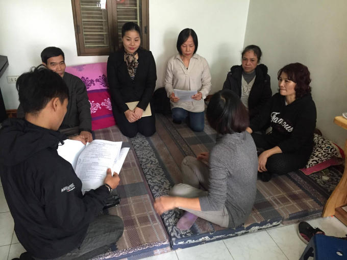 12 hộ dân sinh sống tại đây rất hoàng mang khi biết tin sắp tới nhà của mình sẽ bị cưỡng chế.