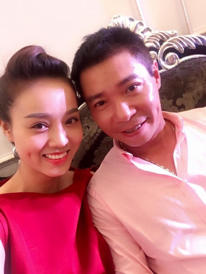 Cả hai trông khá đẹp đôi.