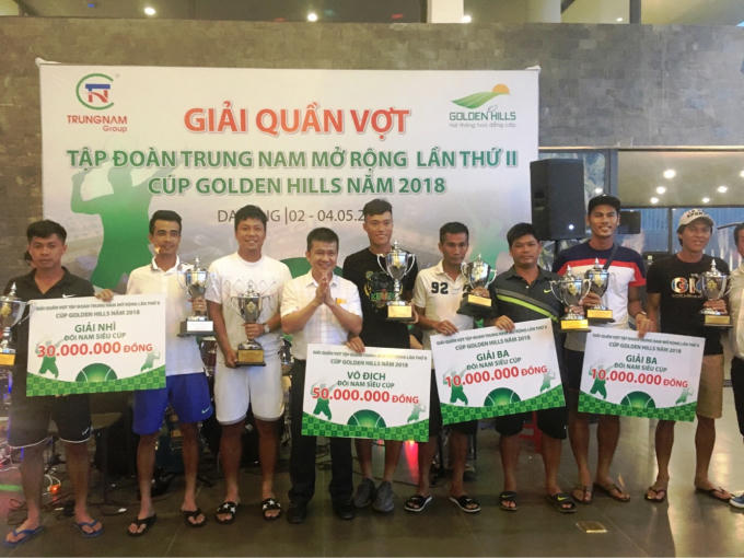 Các tay vợt của đội Đà Nẵng đăng quang 3 trong 4 nội dung.