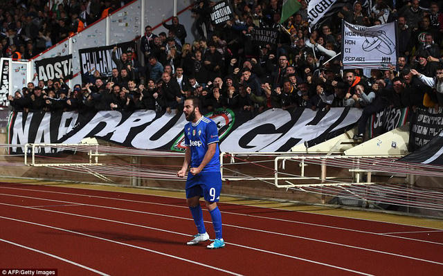 Higuain và đồng đội khao khát chức vô địch Champions League, sau thất bại hồi năm 2015