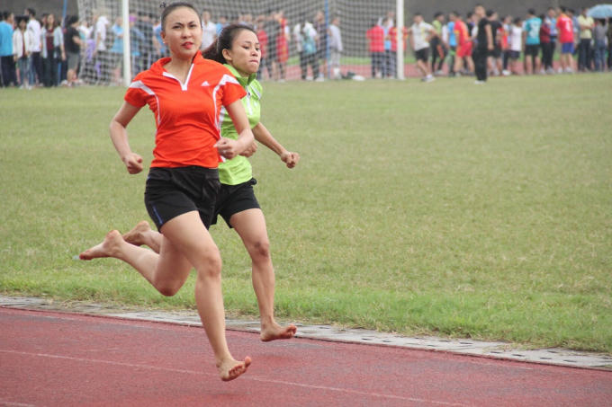 Đây cũng là dịp để các sinh viên giao lưu, cọ xát và thể hiện khả năng thể dục thể thao của mình.