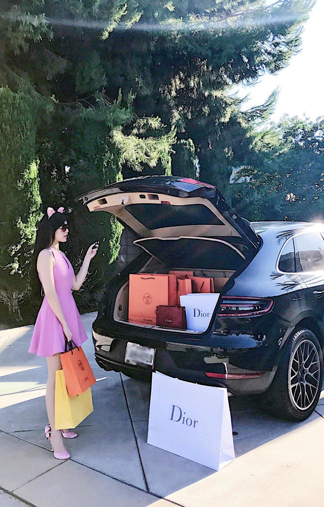 Cuộc sống sang chảnh, xa hoa của 4 cô nàng xinh đẹp trong Hội con nhà giàu Việt Nam