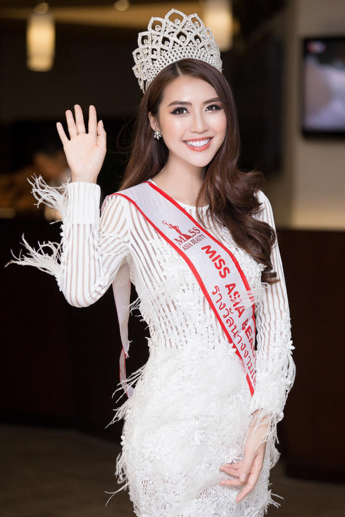 Hoa hậu Tường Linh khoe nhan sắc rực rỡ b&ecirc;n d&agrave;n th&iacute; sinh Miss ASEAN